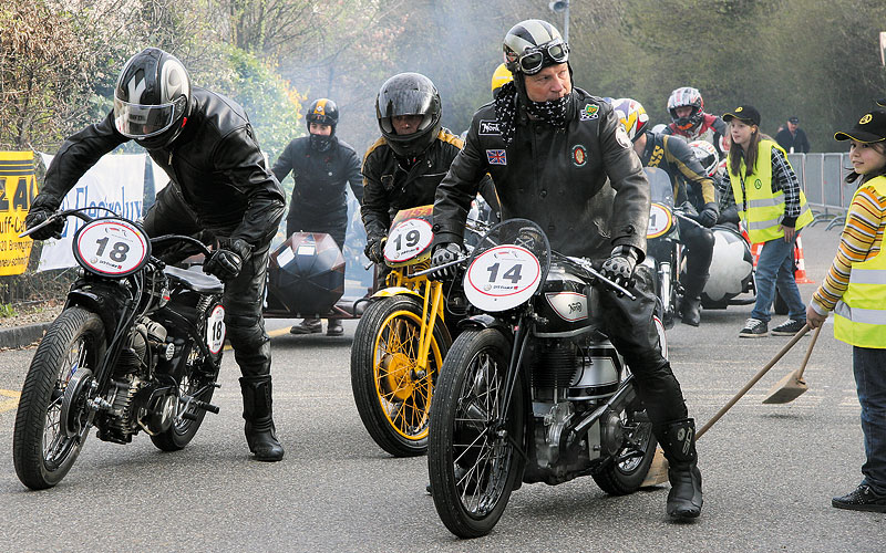 GP Mutschellen Highlights: Motorraeder Vorkrieg am Start